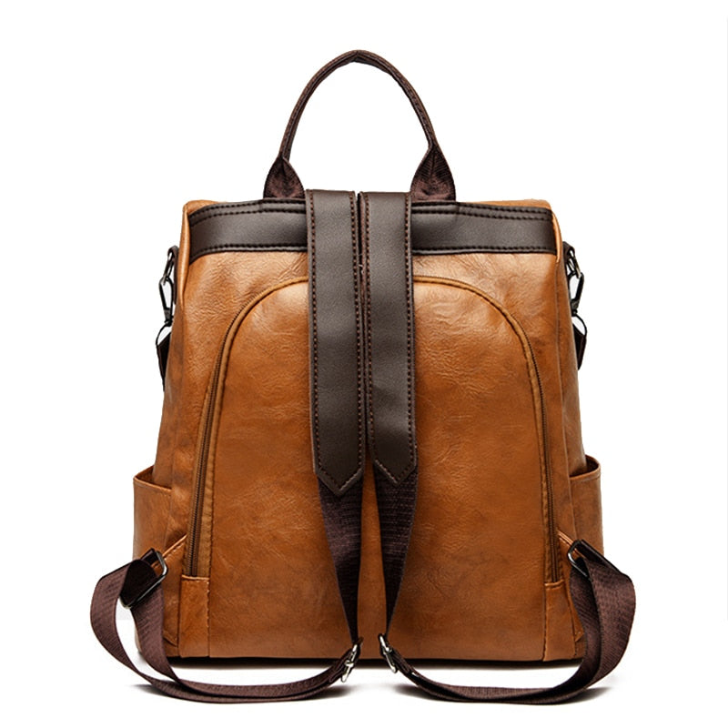 Mia - Bolsa Mochila Feminina de Couro