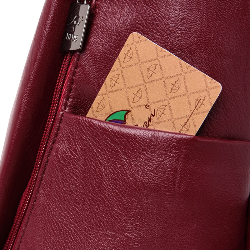Stella - Bolsa Mochila Feminina de Couro Premium