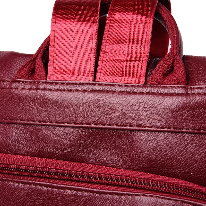 Stella - Bolsa Mochila Feminina de Couro Premium