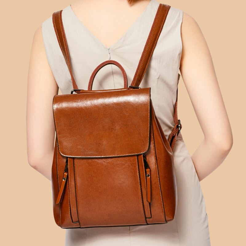 Scarlett - Bolsa Mochila Feminina de Couro Premium