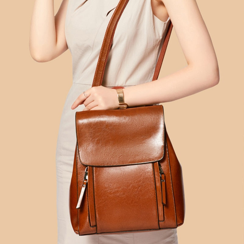 Scarlett - Bolsa Mochila Feminina de Couro Premium